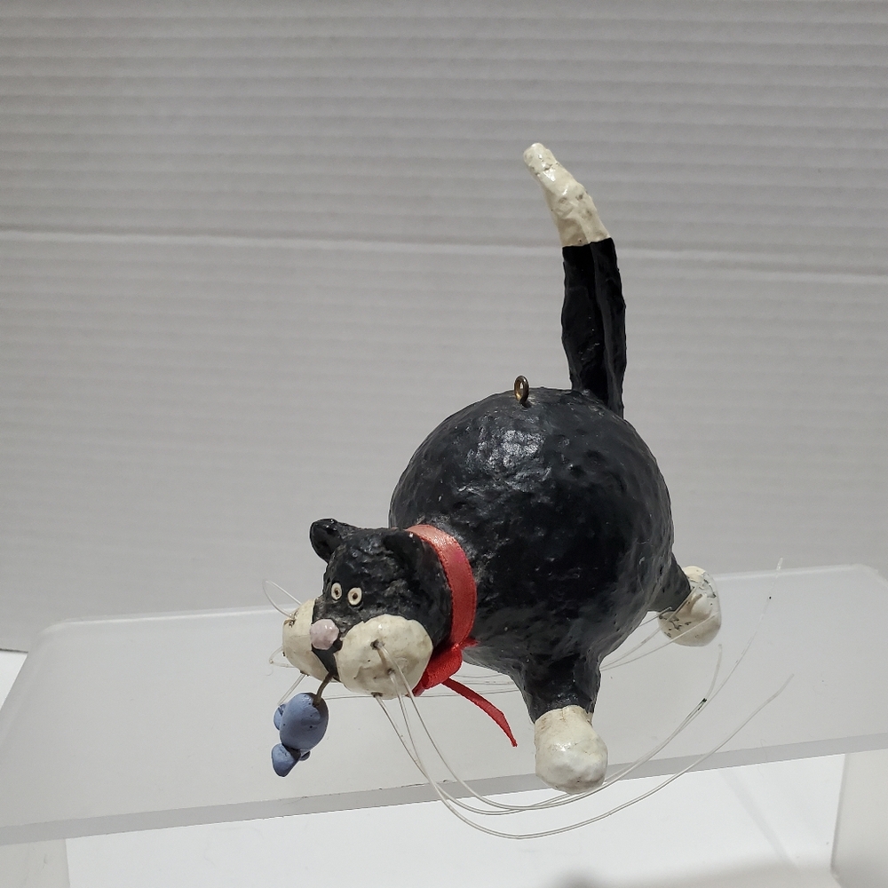 Fat Black & White Resin Tuxedo Cat With Mouse Whiskers Christmas Ornament Decor